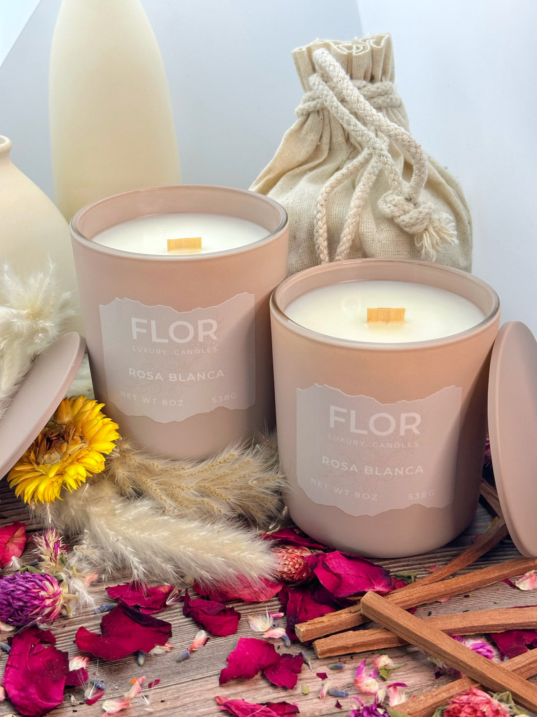 Rosa Blanca Luxury Candle